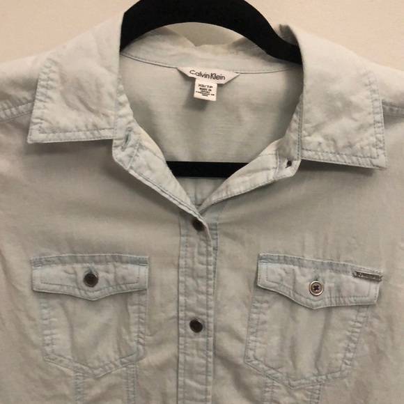 CK Weathered Cotton Denim-Style Button-Down - Picture 4 of 10
